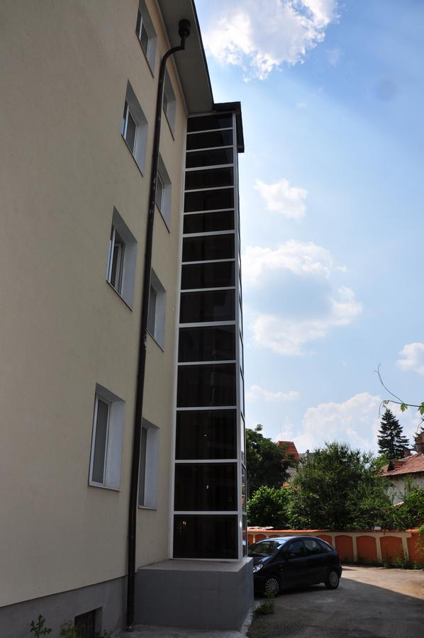 Семеен Хотел Пауталия Kjustendil Exteriör bild